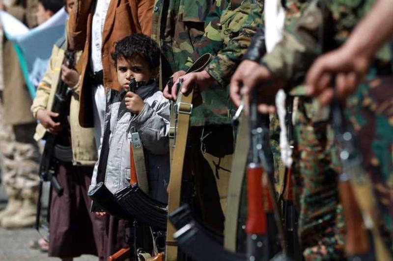 التجنيد القسري للأطفال في اليمن أزمة تلاحق الحوثيين.. والمنظمات الحقوقية تدق ناقوس الخطر
