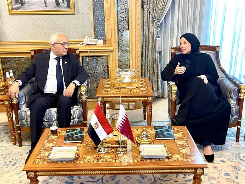 حجازي يلتقي وزيرة التعليم بقطر لبحث سبل التعاون (صور)