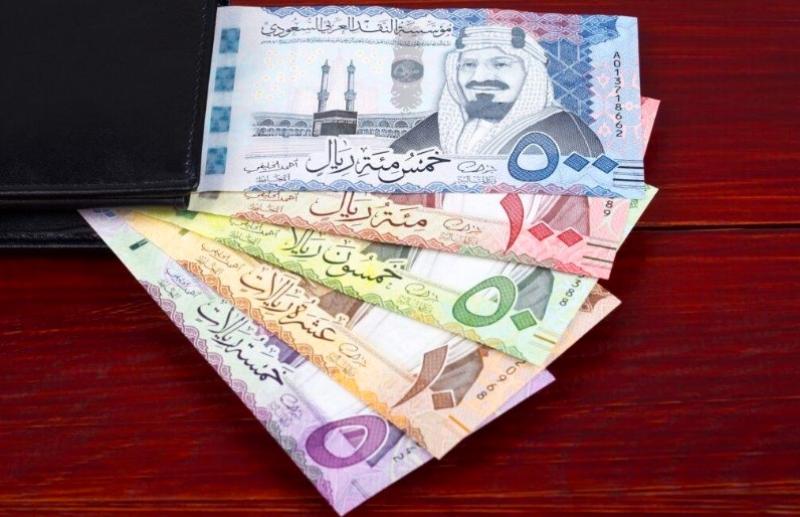 قفزات جنونية.. أسعار العملات العربية في البنوك المصرية بعد قرار رفع سعر الفائدة