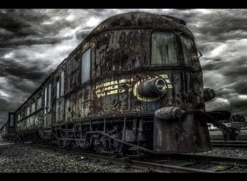 شبحه يلف العالم.. حكاية القطار الذي اختفى داخل نفق غامض