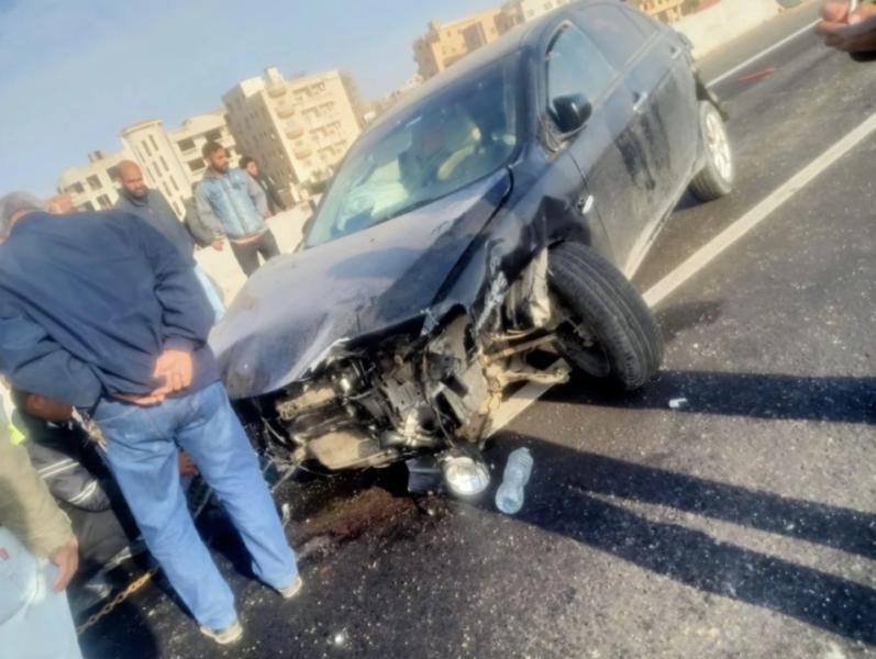 حادث تصادم أتوبيس وسيارة ملاكي بحدائق الأهرام 