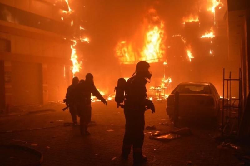 حريق استديو الأهرام.. 12 مصاباً بينهم 6 من أفراد الحماية المدنية