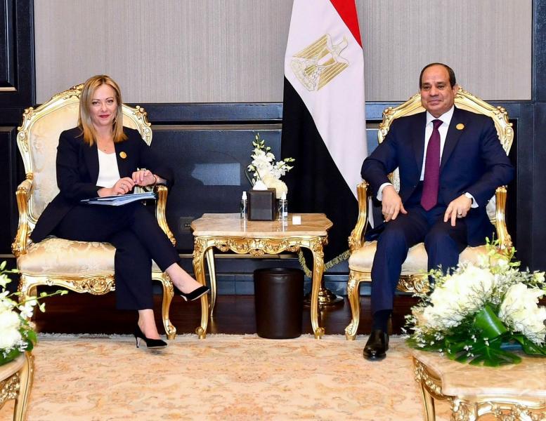 رئيسة وزراء إيطاليا في مصر..  تعاون ثنائي ومباحثات حول الهجرة وتوقيع اتفاقيات لتعزير العلاقات بين البلدين