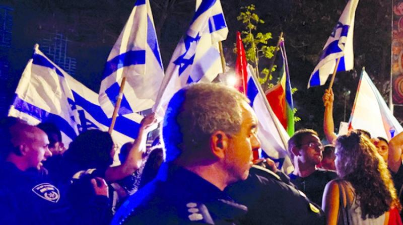 انقلاب في إسرائيل .. وقرار هام بعزل نتنياهو