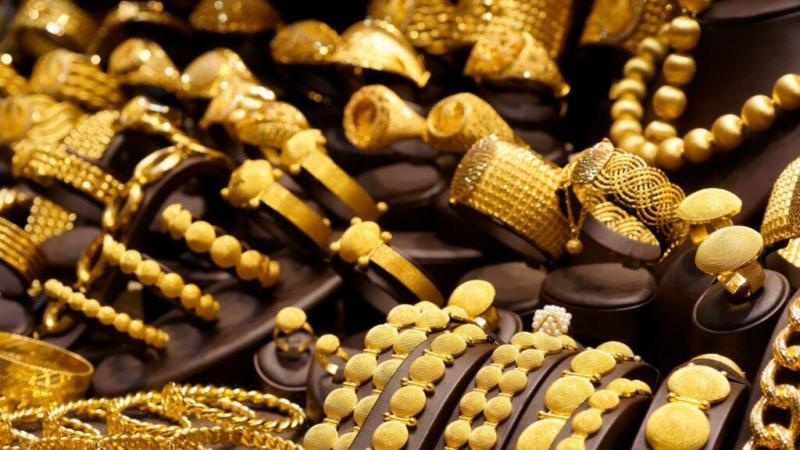 أسعار الذهب في الإمارات اليوم الأحد 7-4-2024.. انخفاض مفاجىء