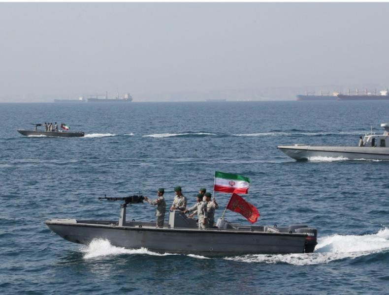 بداية الحرب.. التفاصيل الكاملة لاستيلاء إيران على سفينة إسرائيلية في الخليج العربي