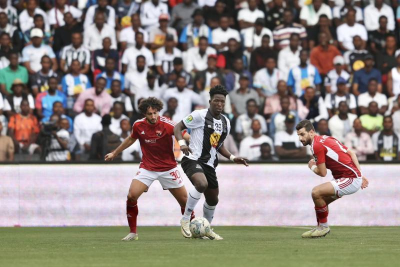 حسين الشحات وإمام عاشور يزينان قائمة الأهلي أمام مازيمبي في دوري الأبطال
