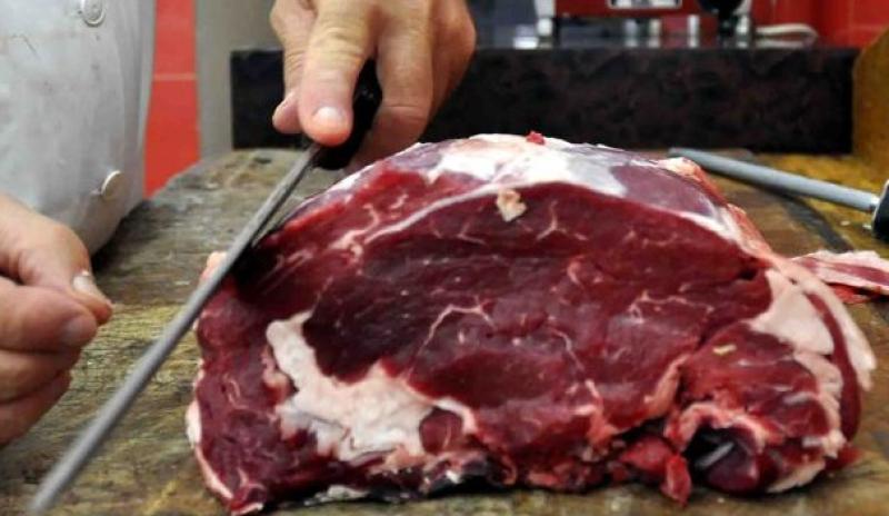 أسعار اللحوم اليوم الجمعة 26 أبريل 2024