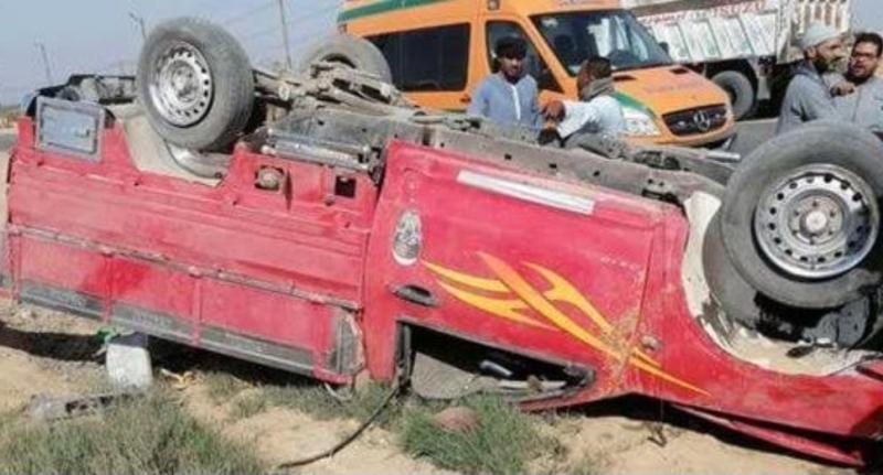 إصابة 12 شخص في حادث انقلاب سيارة في المنيا 