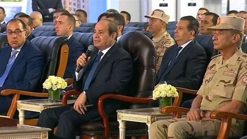 الرئيس السيسى: احنا بنبني مستقبل مصر في 4 سنوات قبل كدا اتعمل في 200 سنة