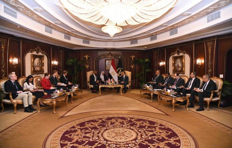 تعزيز التعاون الأمني بين مصر والمملكة المتحدة في مواجهة الإرهاب والجرائم المنظمة