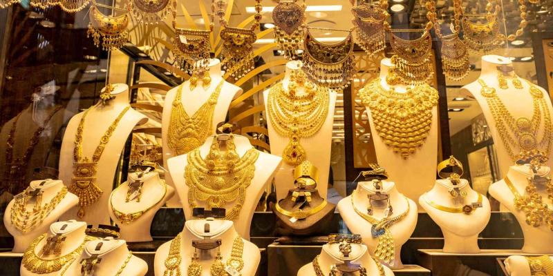 أسعار الذهب اليوم في مصر عيار 21 بالمصنعية في نهاية التعاملات