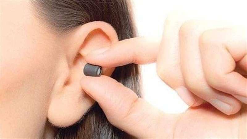 استخدم سماعة الأذن.. ضبط طالب بالسويس أثناء محاولة الغش في امتحانات الثانوية العامة 2024