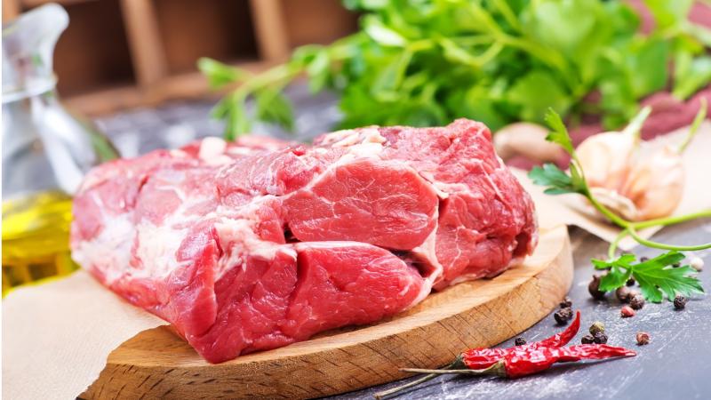 أسعار اللحوم اليوم الأحد 23 يونيو 2024 في الأسواق ومنافذ «الزراعة» و«التموين»