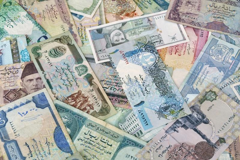 أسعار العملات العربية في البنوك والسوق السوداء اليوم في مصر