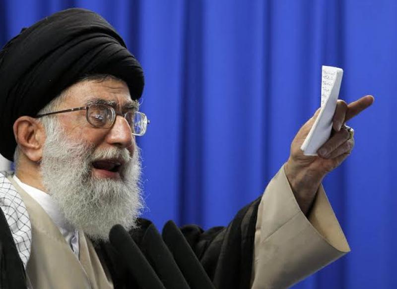 «مواصلة مسيرة الشهيد رئيسي».. الوصايا الثلاث من خامنئي للرئيس الإيراني