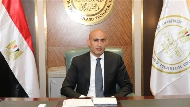 وزير التربية والتعليم يستجيب لمناشدة الطالبتين دعاء إبراهيم وسهيلة ياسر