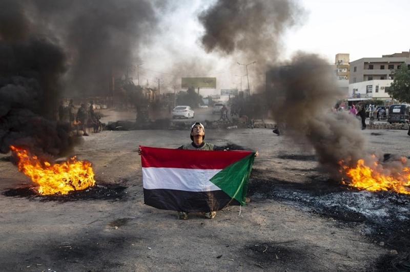 واشنطن تدعو لمحادثات لوقف إطلاق النار في السودان