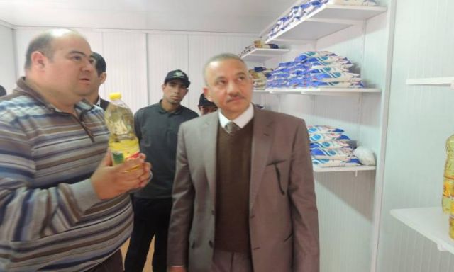 بالصور ..مدير أمن الشرقية يفتتح منافذ لبيع السلع الغذائية تابعة لوزارة الداخلية