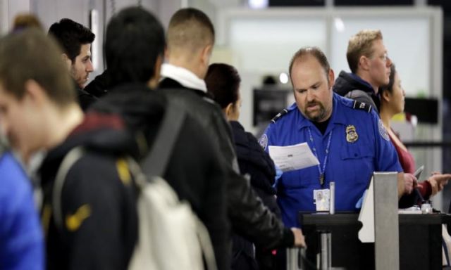 وزارة السياحة تسند لشركات عالمية مهمة تطوير الإجراءات الأمنية بالمطارات