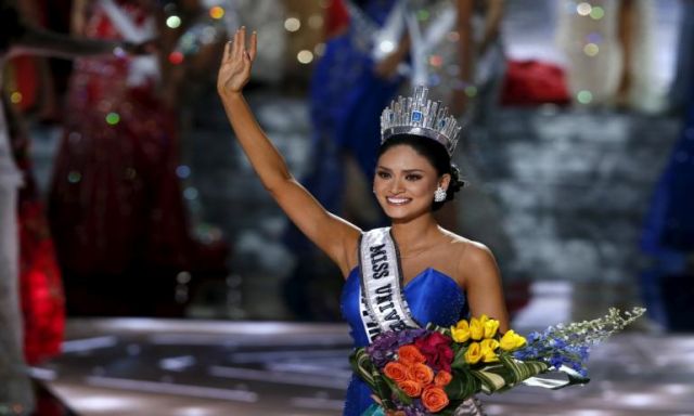 ملكة جمال الفلبين بيا ألونزو تتوج بلقب ”ملكة جمال الكون”