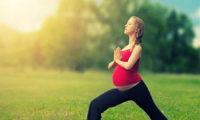 دراسة: اليوجا ليست خطراً على الحامل أو الجنين