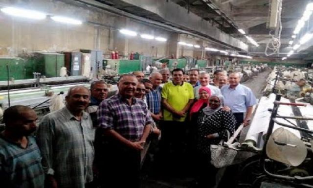”الغزل والنسيج”: عمال مصر يرفضون ”مخطط فوضي الارهابية” في 25 يناير