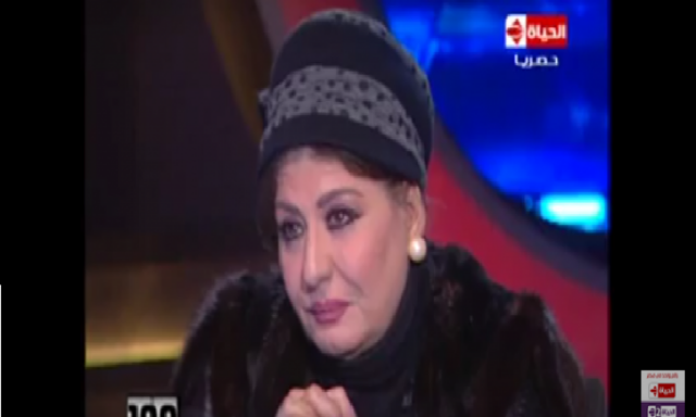 بالفيديو .. سهير رمزي لـ”رغدة شلهوب”: ما ارتديه الان ”مش حجاب ”