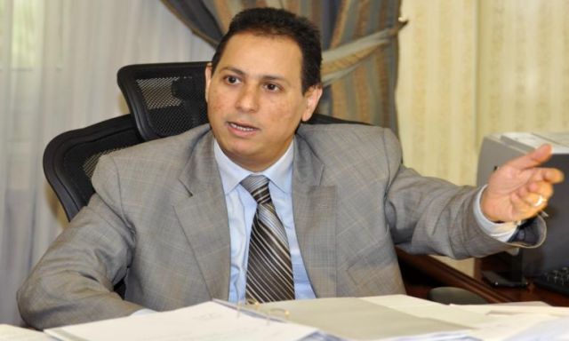رئيس البورصة يثنى على قرار الحكومة بطرح عدد من الشركات والبنوك في البورصة المصرية