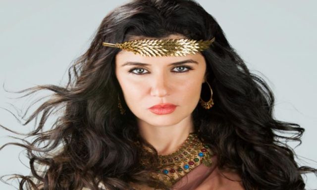 بالصور ..غادة عادل ..”أم العيال” التى أصبحت ملكة جمال الممثلات