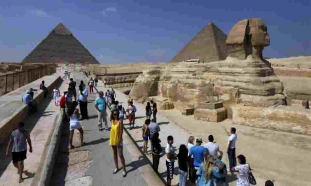 رئيس اتحاد الغرف السياحية: السياحة المصرية تدهورت منذ 25 يناير وحتى الآن