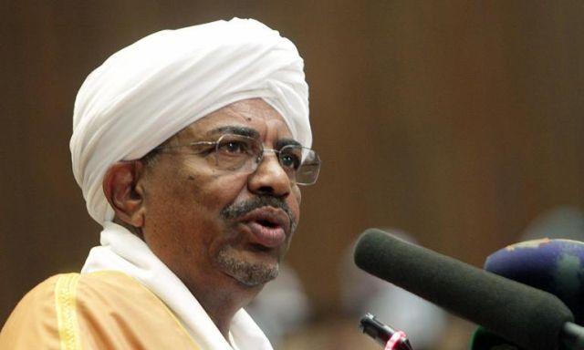 رئيس السودان: ”الحوار الوطني” لم يترك فرصة لـ”مرتزقة أمريكا وإسرائيل”