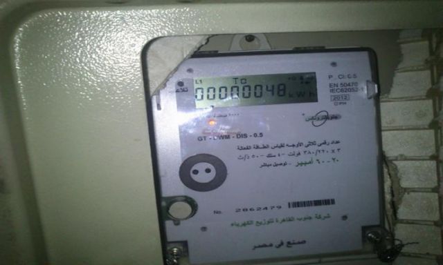 مباحث الكهرباء تتمكن من ضبط 6978 قضية سرقة تيار كهربائي