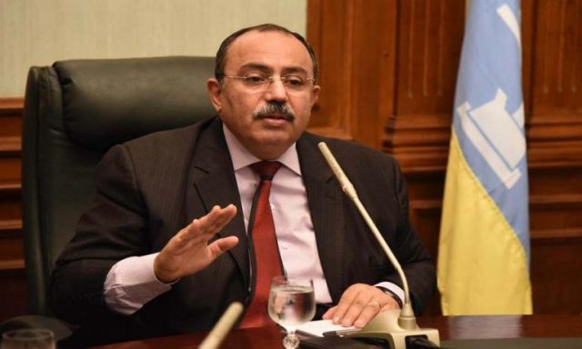 أسرار اختفاء محافظ الإسكندرية وطرد نائبه من لقاء وزير التنمية المحلية