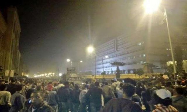 تعزيزات أمنية بمحيط مديرية أمن القاهرة عقب تجمُّع الأهالي  بالقرب منها