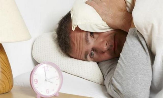 خطورة النوم لأقل من ثماني ساعات علي القلب والعقل