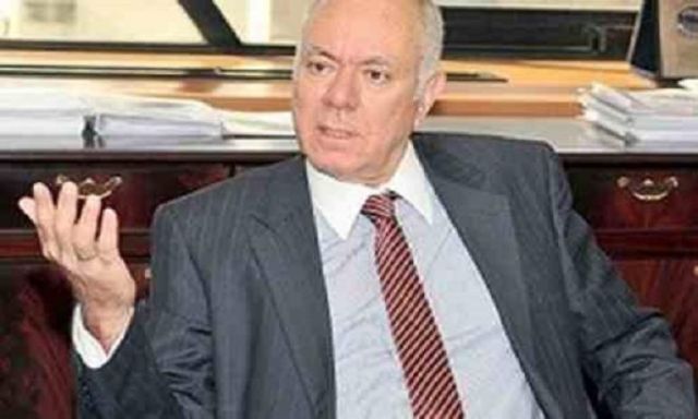رئيس بنك القاهرة: الشهادات الدولارية منتج مطلوب ومهم لتحسين مدخرات المصريين بالخارج