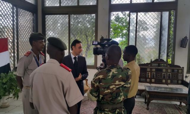 السفارة المصرية تسلم منحة مساعدات طبية لبوروندي