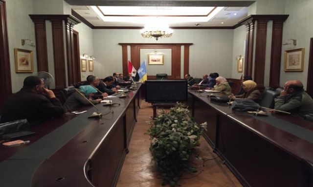 اجتماع تحضيري لمحافظة الإسكندرية لمناقشة طرح كراسات شروط منظومة النظافة