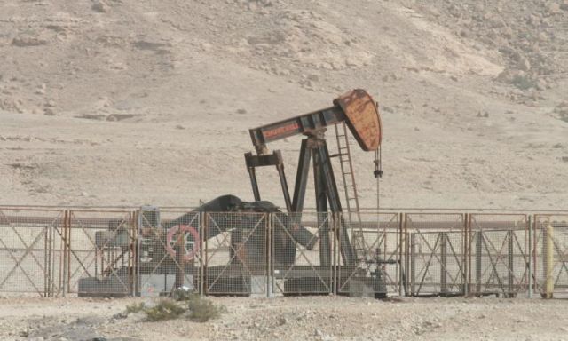 تراجع أسعار النفط .. والخام الامريكى يسجل 39.04 دولار للبرميل