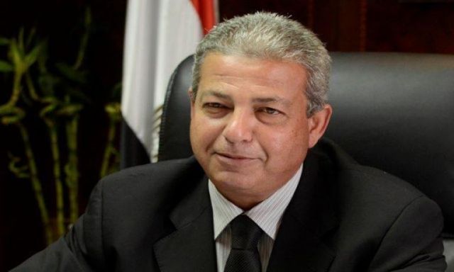 وزير الشباب والرياضة يفتتح بطولة العربية للرماية