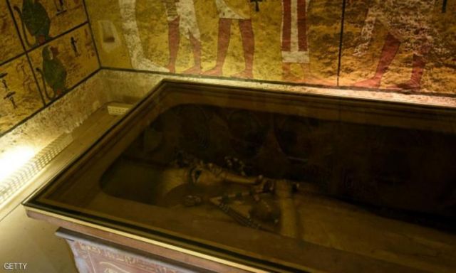 وزير الأثار: اكتشاف أسرار هائلة بمقبرة توت عنخ أمون