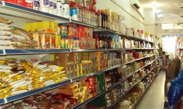 سالم عبد الحميد: أسعار السلع الغذائية مستقرة في المجمعات الاستهلاكية