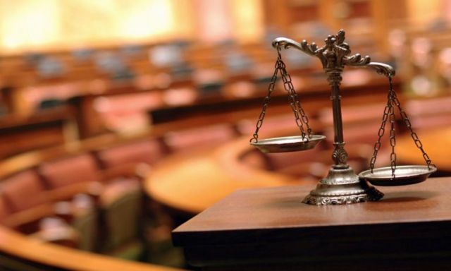 قاضى ”جنايات الجيزة ” يطرد المتهمين فى ” إعتصام النهضة ” بعد إعتراضهم على شهادة جابر نصار