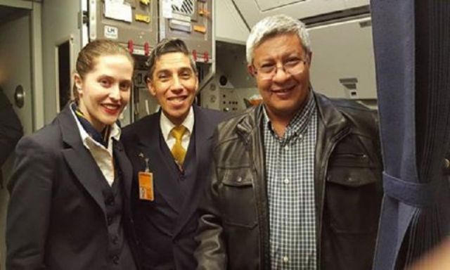 خطوط الطيران الألمانية تشكر طبيب مصري لإنقاذه طفلة من الموت في قلب السماء