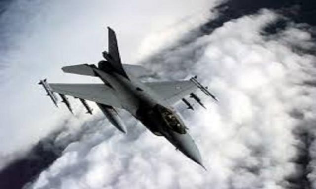 طائرة إف 16 تطلق النار علي برج مراقبة بالنرويج