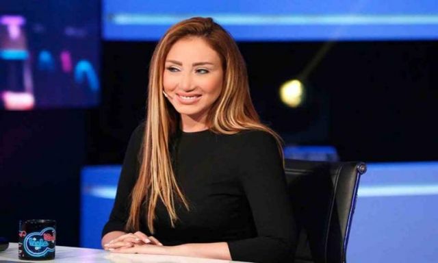 ننشر تعليق أبلة فاهيتا على عودة برنامج ريهام سعيد من جديد