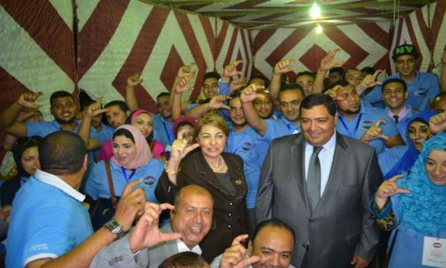 نائبة محافظ الاسكندرية تفتتح مبادرة ”أهلا رمضان” وترفع إشارة الـc.c