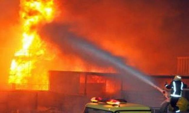 حريق بمصنع طوب بالبحيرة والحماية المدنية تحاول السيطرة علي الحريق