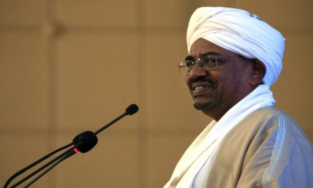 الجيش السوداني يتوعد بالتعامل بكل حسم مع اي خرق لمجاله الجوي